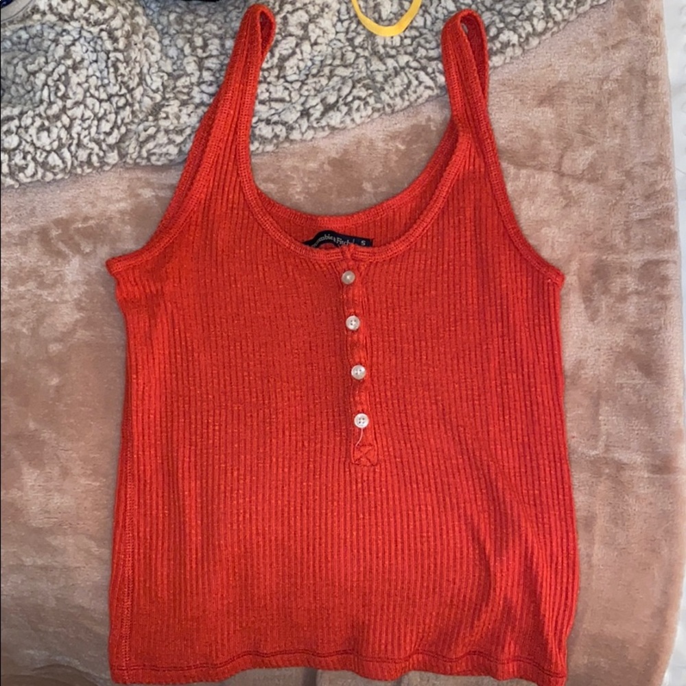 Button tank